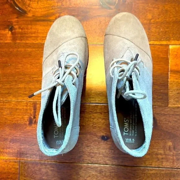 Tom’s Wedge Lace-up Boot - Picture 6 of 7